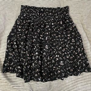 Hippie Rose black floral skirt size medium